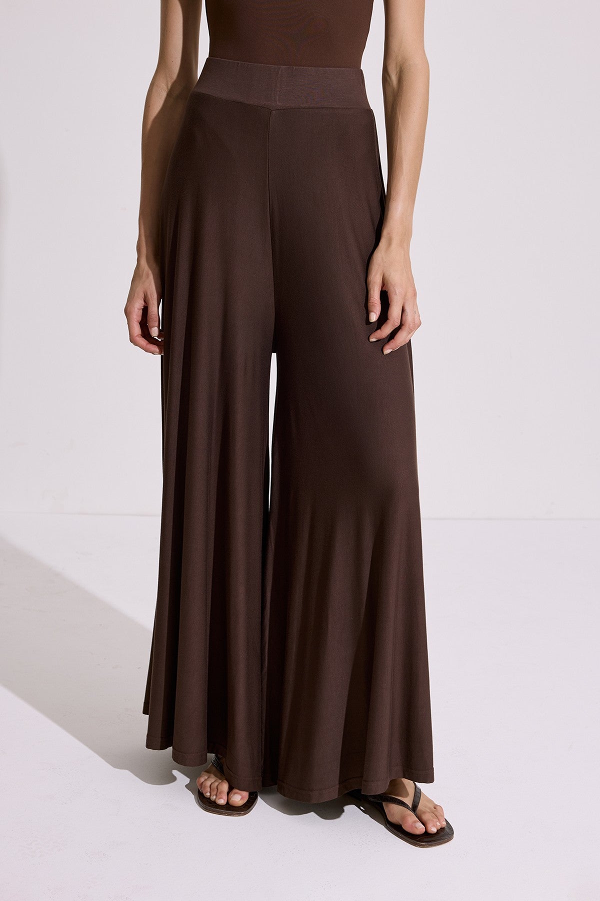 Flowing Comfortable Trousers Brown