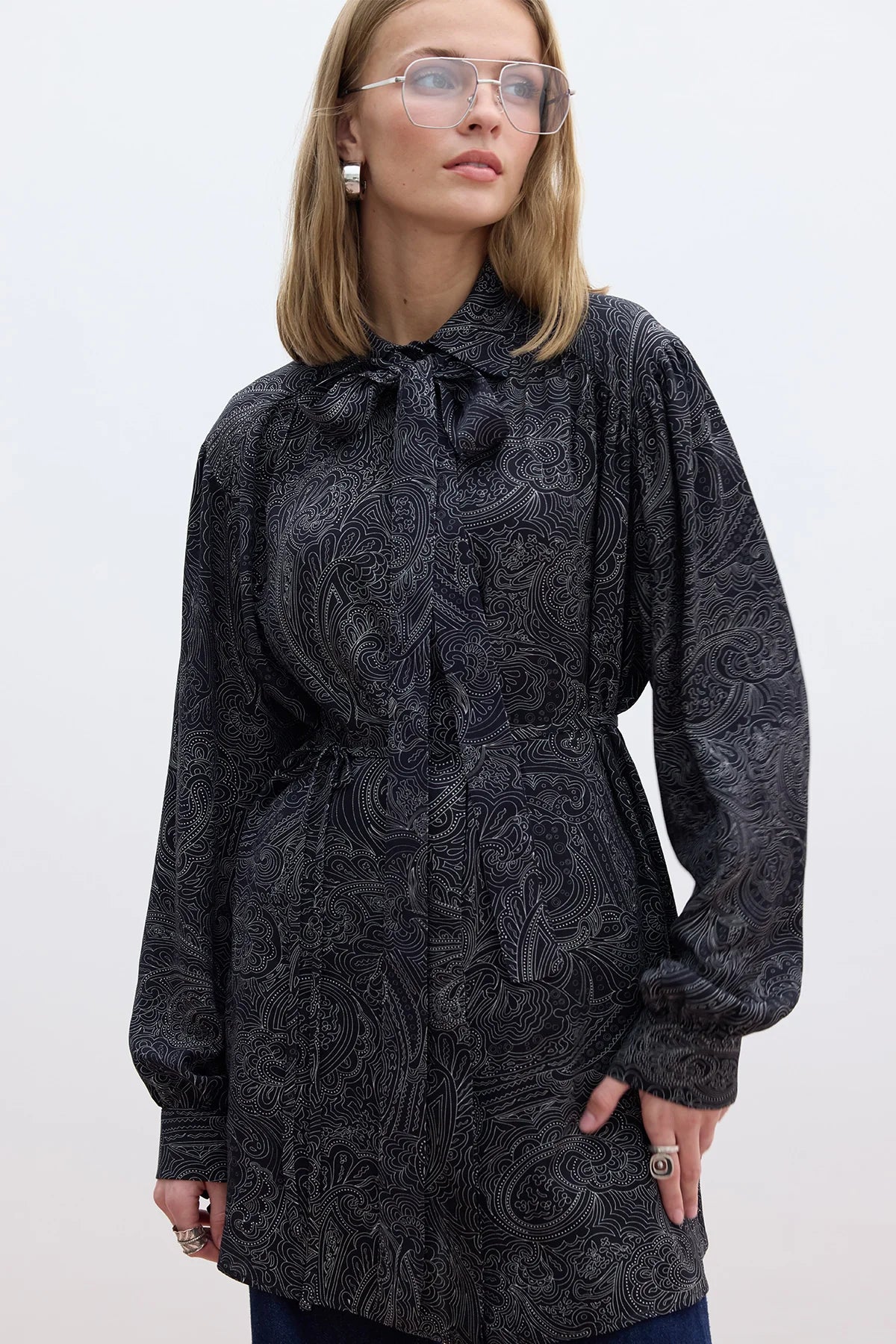 BELTED RETRO STYLE SHIRT REINA