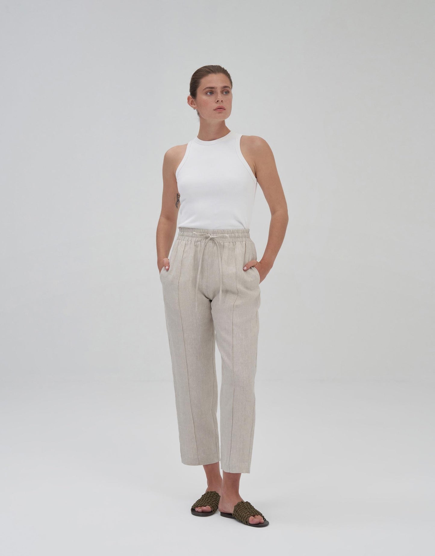 100% Linen Carrot Trousers Natural