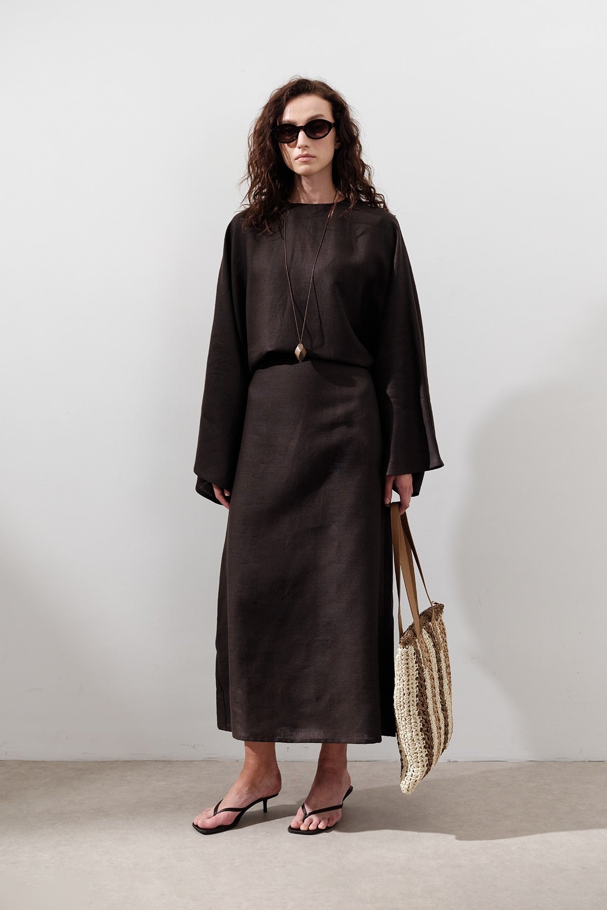 LINEN WIDE TIE DRESS BITTER COFFEE