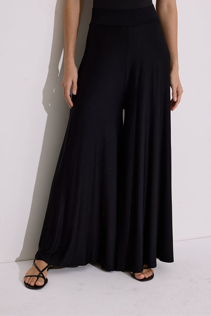 Flowing Comfortable Trousers Black