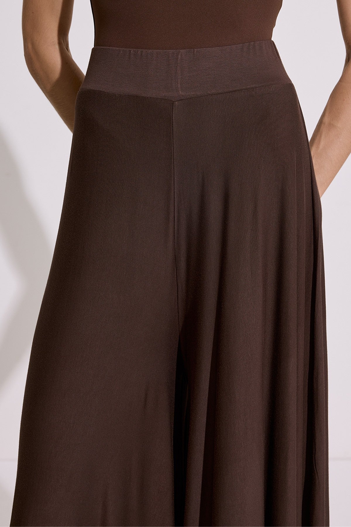 Flowing Comfortable Trousers Brown