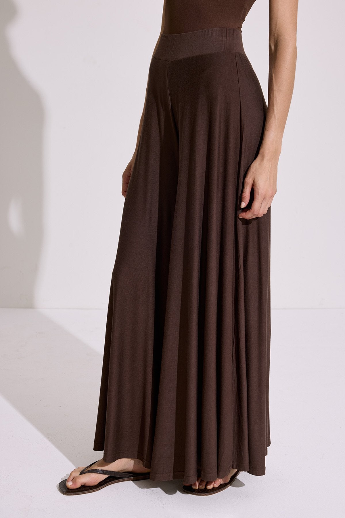 Flowing Comfortable Trousers Brown
