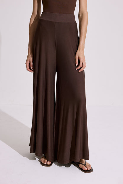 Flowing Comfortable Trousers Brown