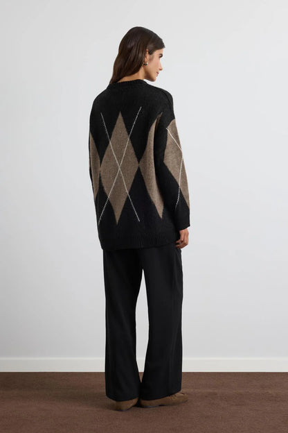 Diamond Pattern Knit Sweater Black