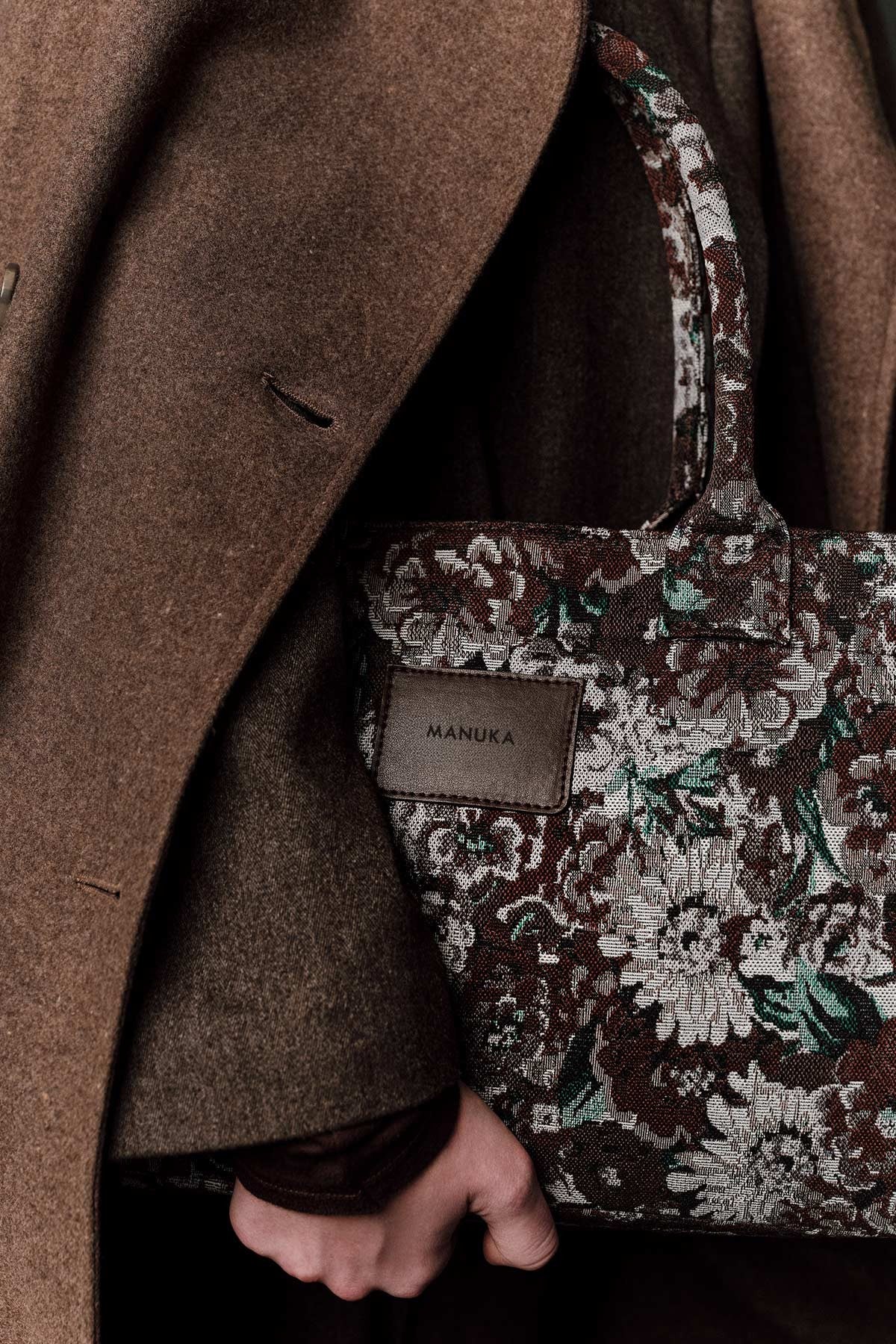 JACQUARD PATTERNED TOTE BAG BROWN