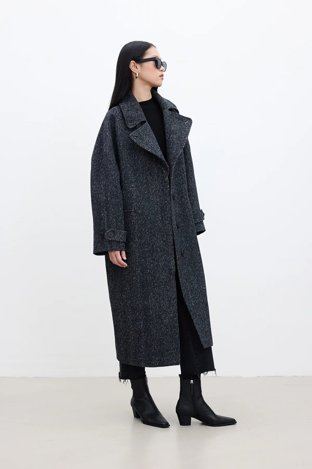 ASYMMETRIC CLOSURE CACHET COAT BLACK