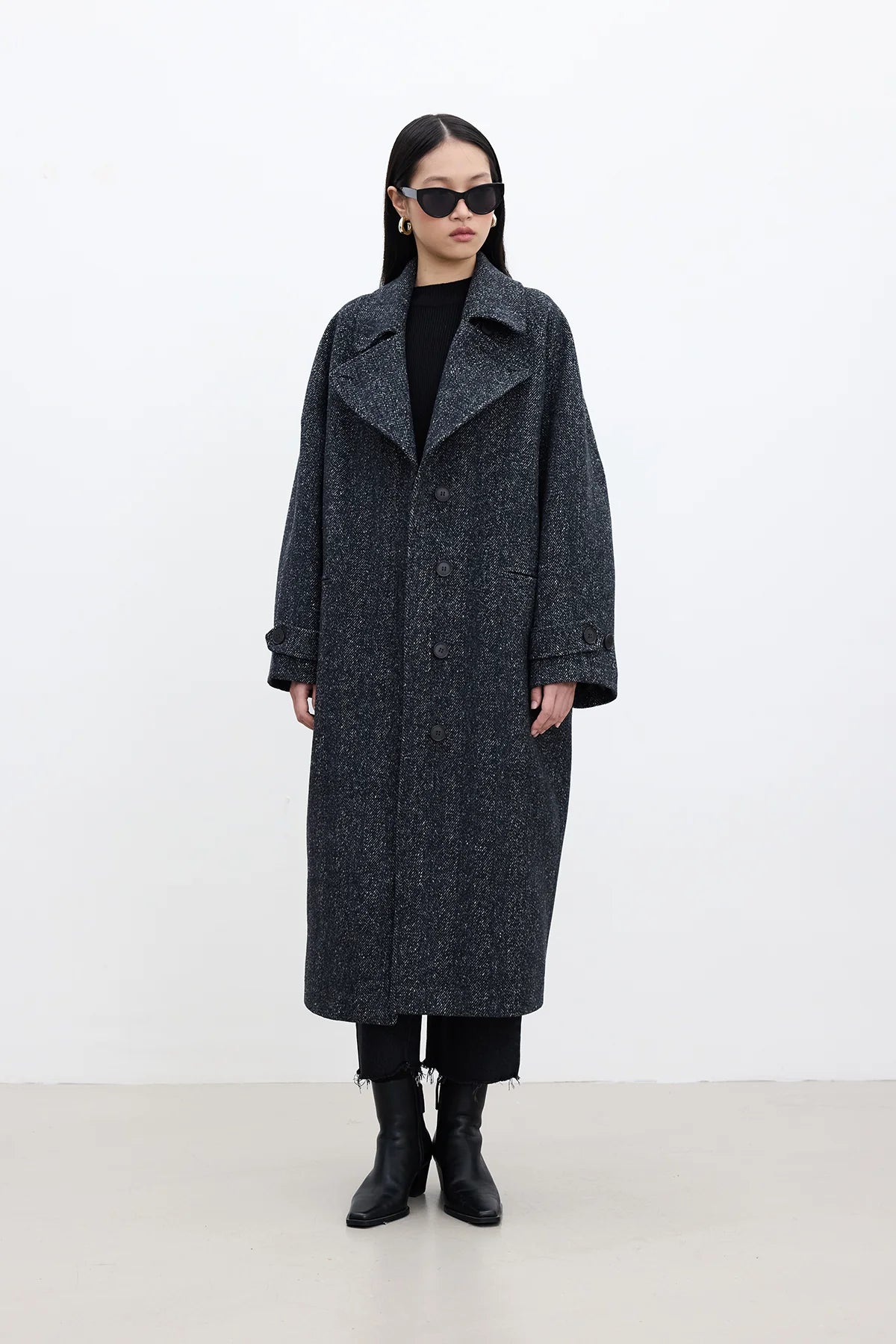 ASYMMETRIC CLOSURE CACHET COAT BLACK