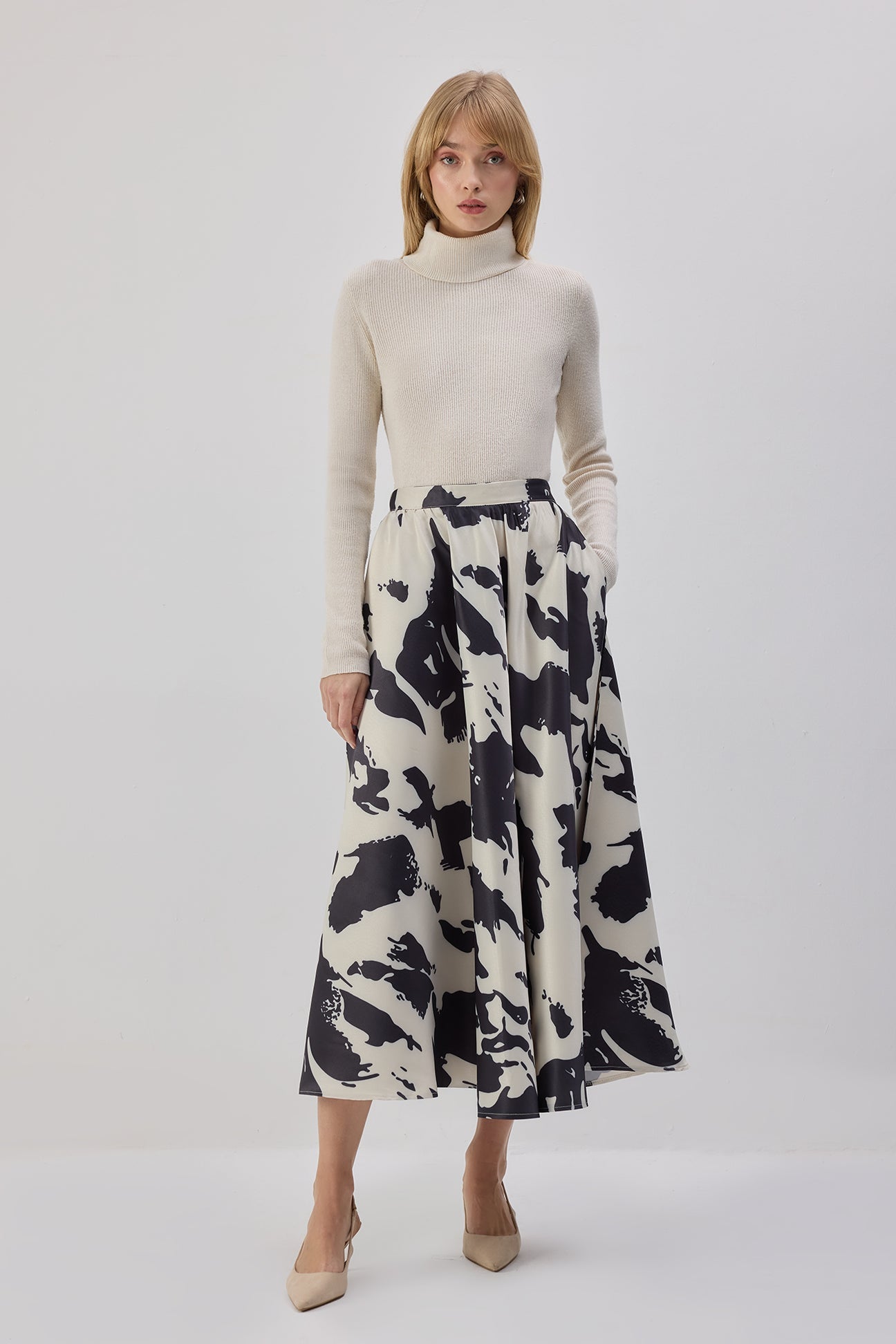 Abstract Monochrome Midi Skirt