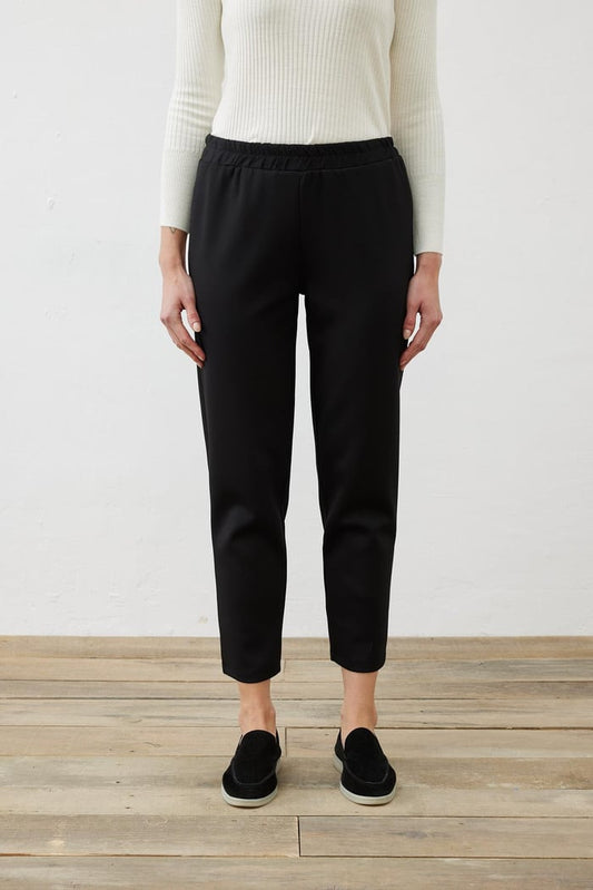 Scuba Carrot Pants Black